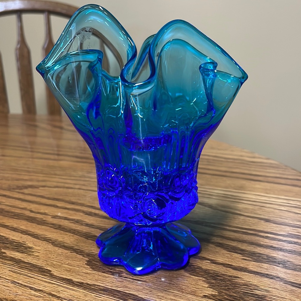 Fenton cabbage rose Blue Handkerchief Vase Petal Footed Embossed Flowers 5.5”